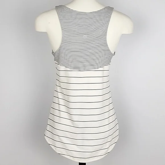 Lululemon Women's Racerback White Black Pin Striped Tank Top Stretch Size 6/8 - Picture 3 of 12
